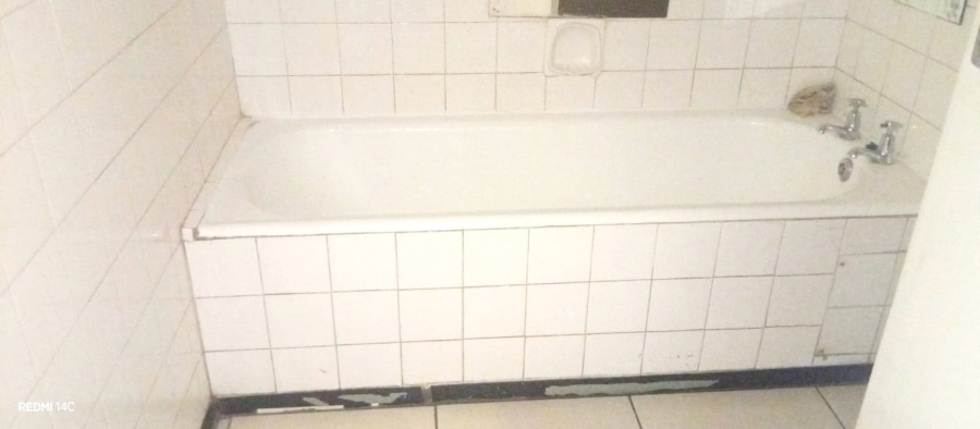 2 Bedroom Property for Sale in Bloemfontein Free State